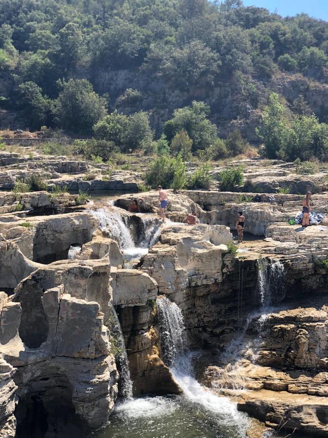 شقة L'Atelier Des Reves La Roque-sur-Cèze المظهر الخارجي الصورة